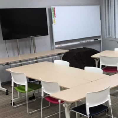 【プログラボ六甲道】ＪＲ六甲道駅すぐですので、便利に、安全に通っていただけます。 生徒のみなさんは、神戸市灘区、東灘区、中央区を中心に幅広く在籍しています。