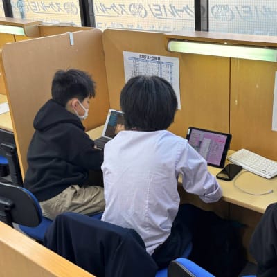 タイピングからプログラミングまで学べる本格的なレッスンです！