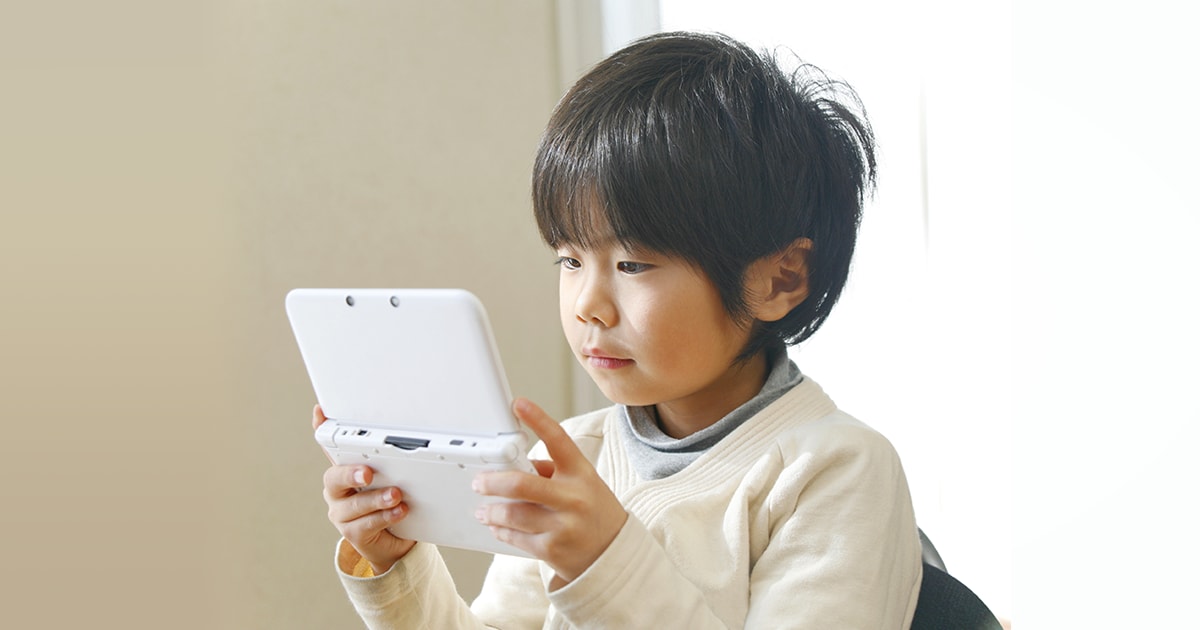 なぜ子どもはゲームばかりするの ゲーム作り に興味を持たせて楽しく勉強させよう コエテコ