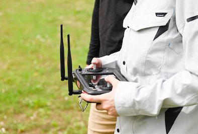 ドローン操作の基本を学べる