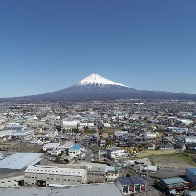 富士山の麓でドローンを学ぶ