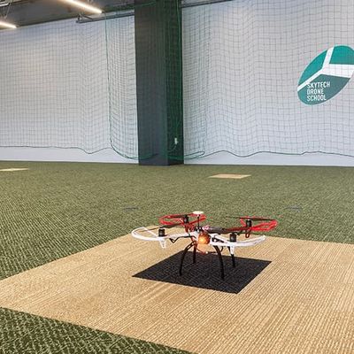スカイテックドローンアカデミー 練習風景