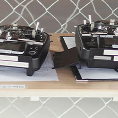 操縦が難しいF450を用いた指導を...