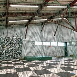 屋内訓練場