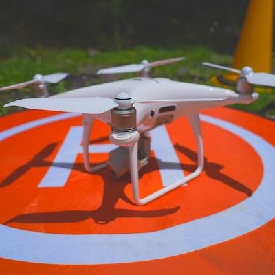 DJI PHANTOM4 PRO ...