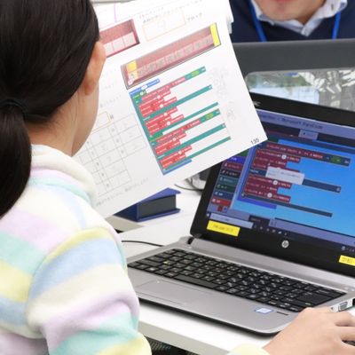 悩みながら問題を解いていきます
