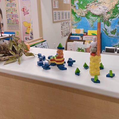 明るい雰囲気でお迎えできるように心がけています。