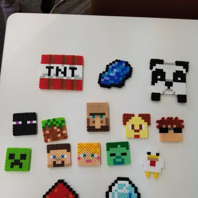 生徒さんがアイロンビーズで作ってくれたマイクラのアイテム！かわいい！