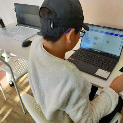 スクラッチコースでScratchを正しく学習しよう。