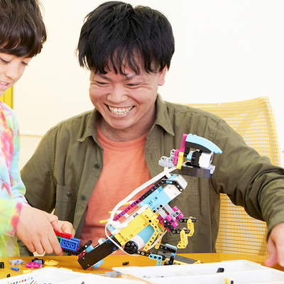 【ロボットテクニカルコース】より複雑なロボット構造や高度なプログラム制御を習得