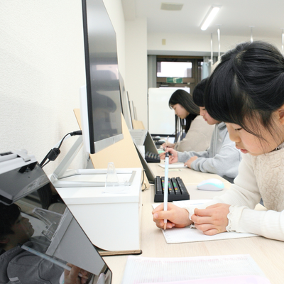 ノートを使って思考整理をしています。