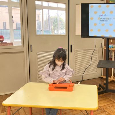 月に一度の発表会、自分で作った作品を披露します。