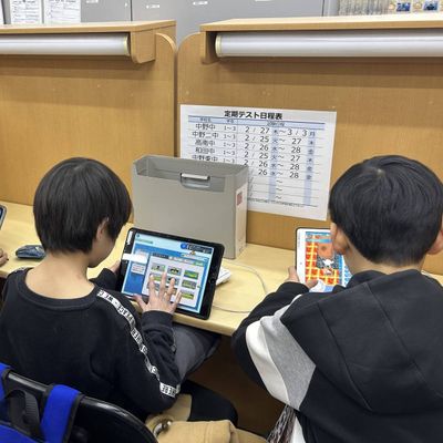 楽しくプログラミングを学べます！