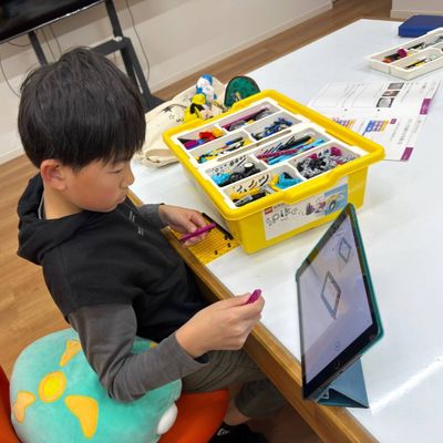レゴ® WeDo2.0を使った授業の様子