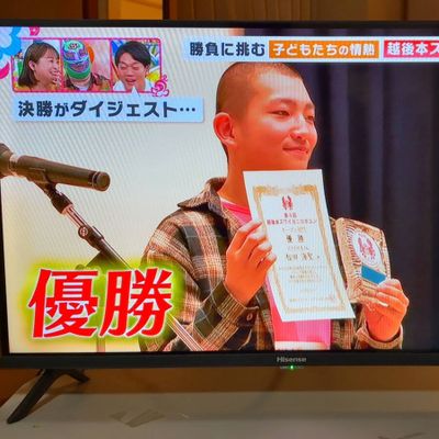 カニロボコンで取材を受けたミラプロ中学生。