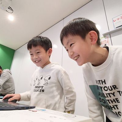 ペアで相談しながらプログラミング