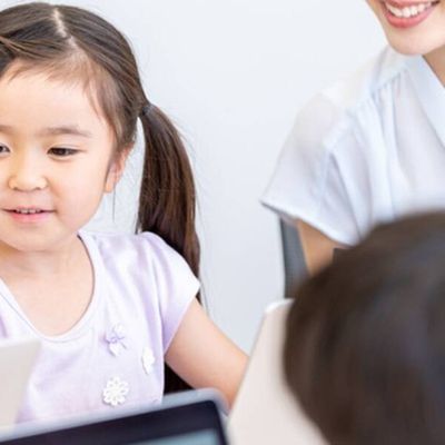 未就学児向けプログラミング学習ではタブレットを活用