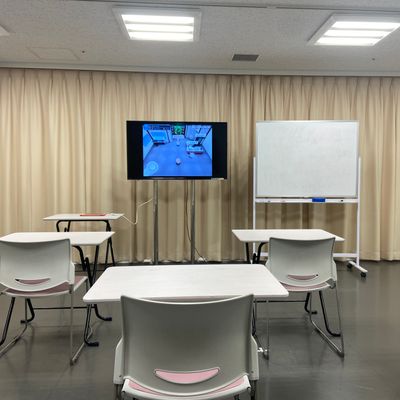 宮地楽器イーアス高尾センターの中にある教室でレッスンします！