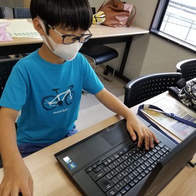 今日も楽しく考えてるよ♪