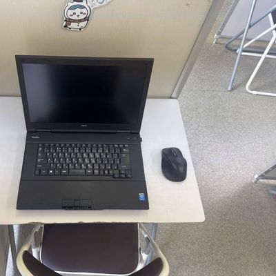 授業で使用するPCです！困ったときは講師がサポートに入ります！