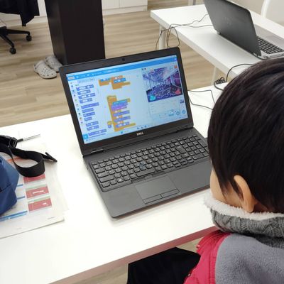 バトルゲームを作っています！