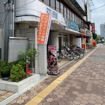 地下鉄　関目高殿駅エレベーター出口すぐ