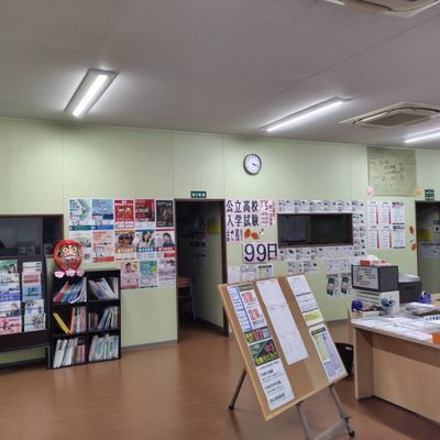 00086_リード進学塾美濃校_教室画像_01.JPG
