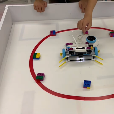 ルンバもテスト初期はLEGOで作られたそうです