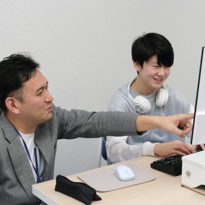 答えは教えませんが、ヒントは与えます。