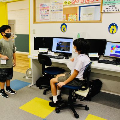 クラスの仲間に発表内容を聞いてもらうこともあります