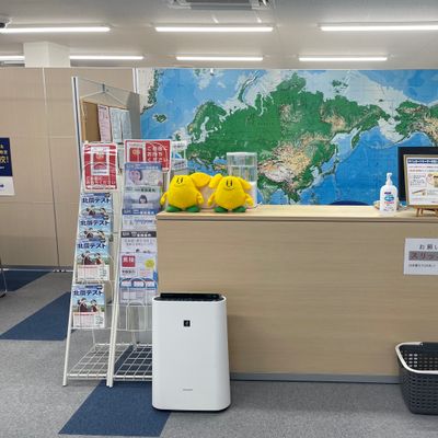 受付です 教室に入ってすぐ目の前にございます まずはこちらでお話を伺います