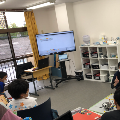 レッスンはその日に先生から出されるミッションに取り組んでいただきます。先生の話をよく聞いてもらい、ミッションに取り組んでもらいます。