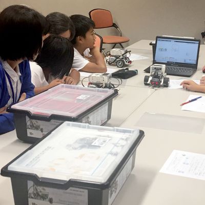 少人数制で講師との距離も近いので、ひとりひとりの可能性を伸ばします。