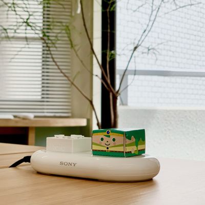 ロボットコースの体験はtoioを使用します。