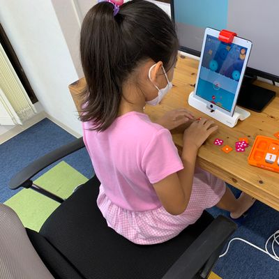 メインの課題を終えたあとは補助教材で遊んだりしています