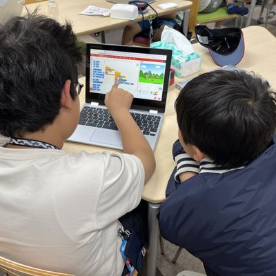 友達と楽しみながらレッスン