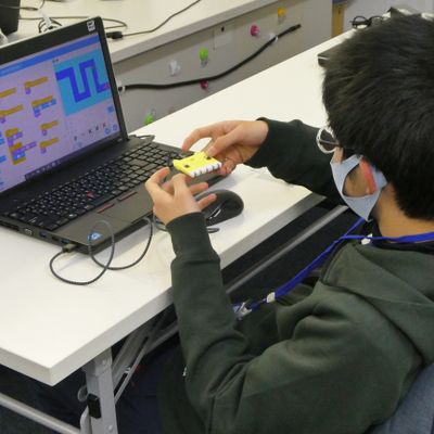 micro:bitをコントローラにしてイライラ棒
