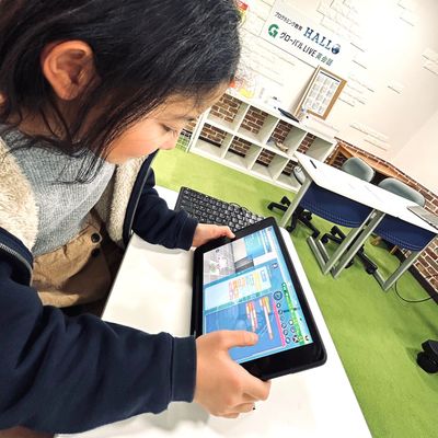 クリエイトモードで自分の作品をつくっています
