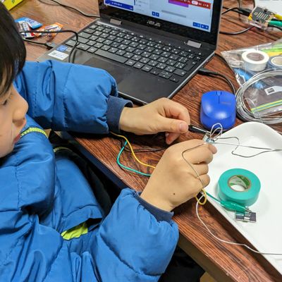 マイクロビットでイライラ棒を作成しました
