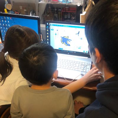 作ってみたいゲームを一緒に考えて実際に作ってみましょう！