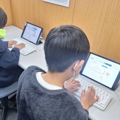 プログラミングのほかタイピング練習も実施します！