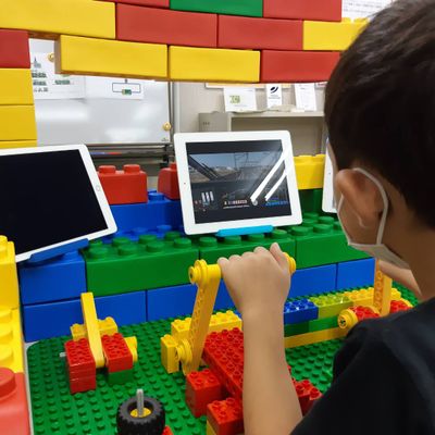 【アーリー】積み重なっていくレッスンテーマ、電力を使い電車を動かします