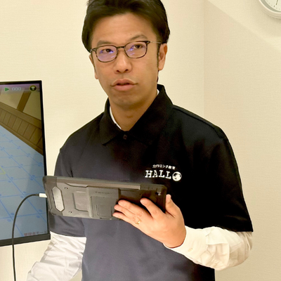 プログラミング実践経験豊富なコーチが指導しています。