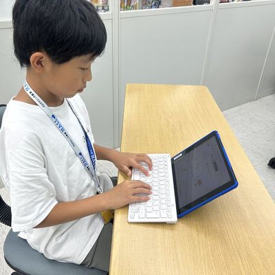 タイピングも基礎から学んで身に付けて頂きます。