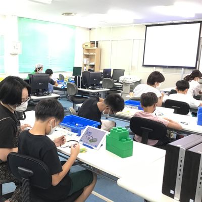 【イベント】サマーフェス8/1沢山の方が参加してくれて、ロボットプログラミングも親子で盛り上がっていました。