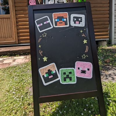 手書きのウェルカムボードでお待ちしております。