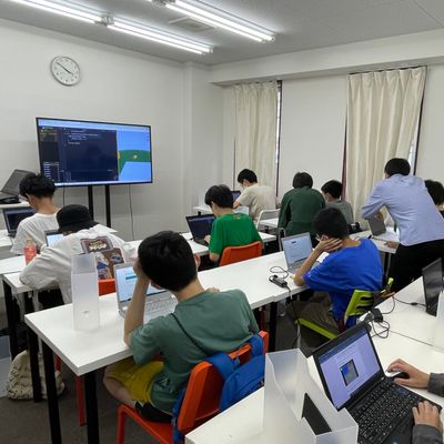 【上級コース】エンジニア講師が横についてしっかり指導します！不明点は残らず解消してステップアップ！！