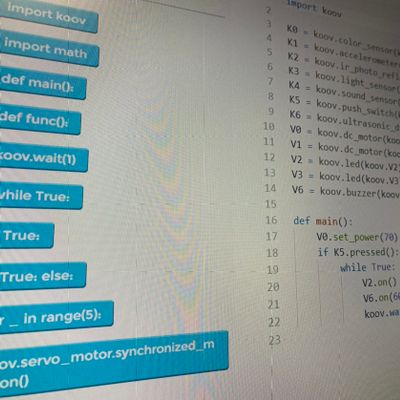 卒業時には人気言語「Python」の習得を目指します