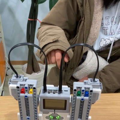 自動販売機ロボを制作