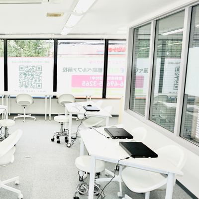 教室レイアウト🎵白基調で統一されて清潔感あります！オシャレ！